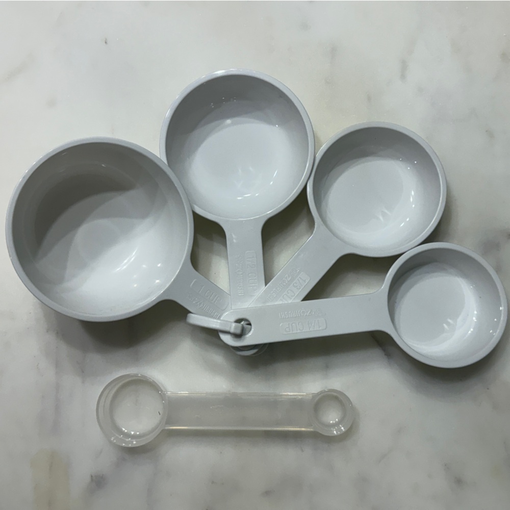 Zojirushi Replacement White Plastic Measuring Cups Set and Measuring Spoon